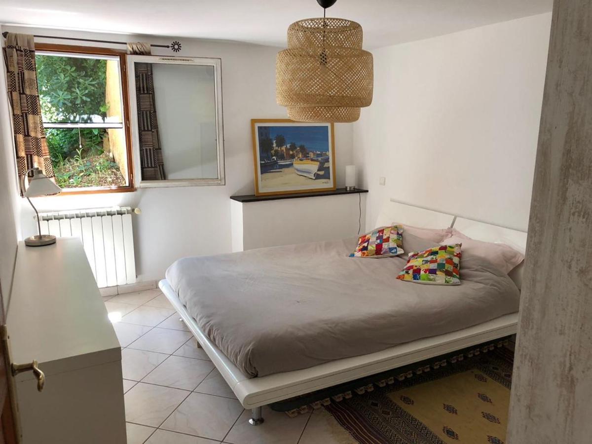 Joli Rez-De-Villa 80 M2 Proche Mer Carqueiranne Exteriör bild