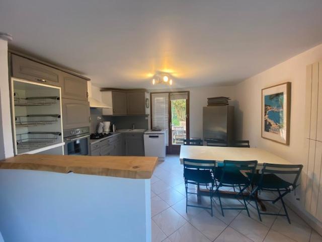 Joli Rez-De-Villa 80 M2 Proche Mer Carqueiranne Exteriör bild